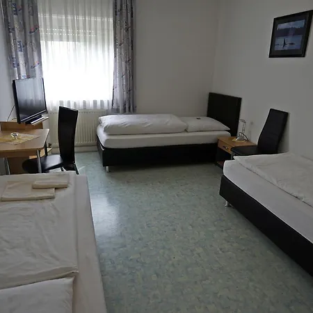 Gastehaus Am Riedweg Szálloda 2*