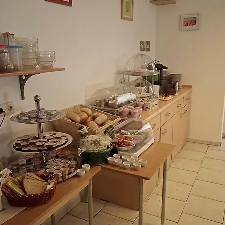 Gastehaus Am Riedweg Szálloda 2*