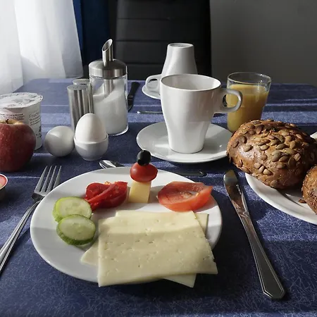 Gastehaus Am Riedweg 2* Mannheim