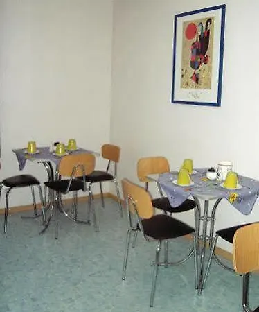 Szálloda Gastehaus Am Riedweg 2*