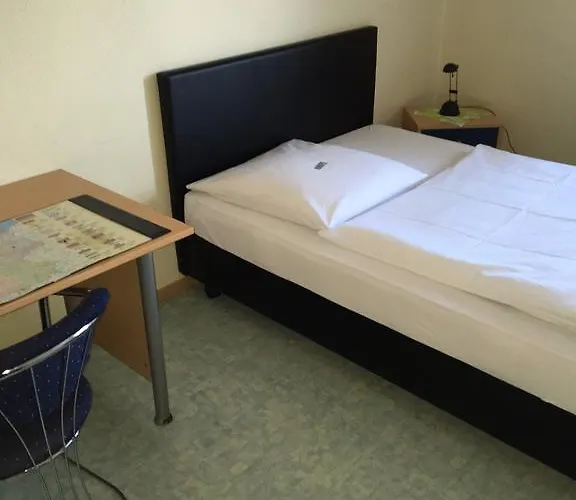 Szálloda Gastehaus Am Riedweg Mannheim