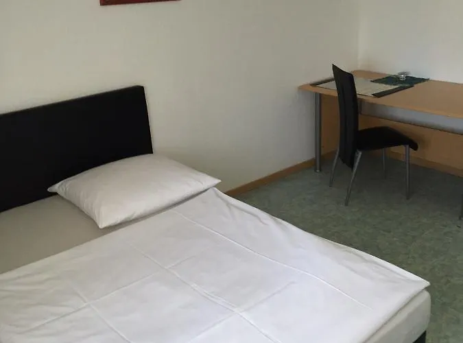 Szálloda Gastehaus Am Riedweg Mannheim